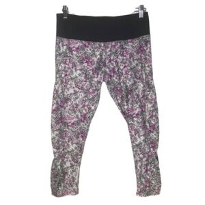 Athletic cropped leggings